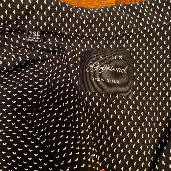 Jachs Girlfriend Women’s 2XL Black & White Polka Dot Heart Button Down Blouse - Picture 10 of 12